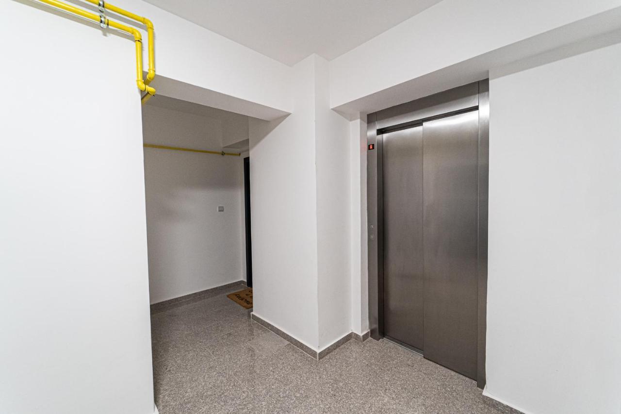 Apartament Delux Bacău Extérieur photo